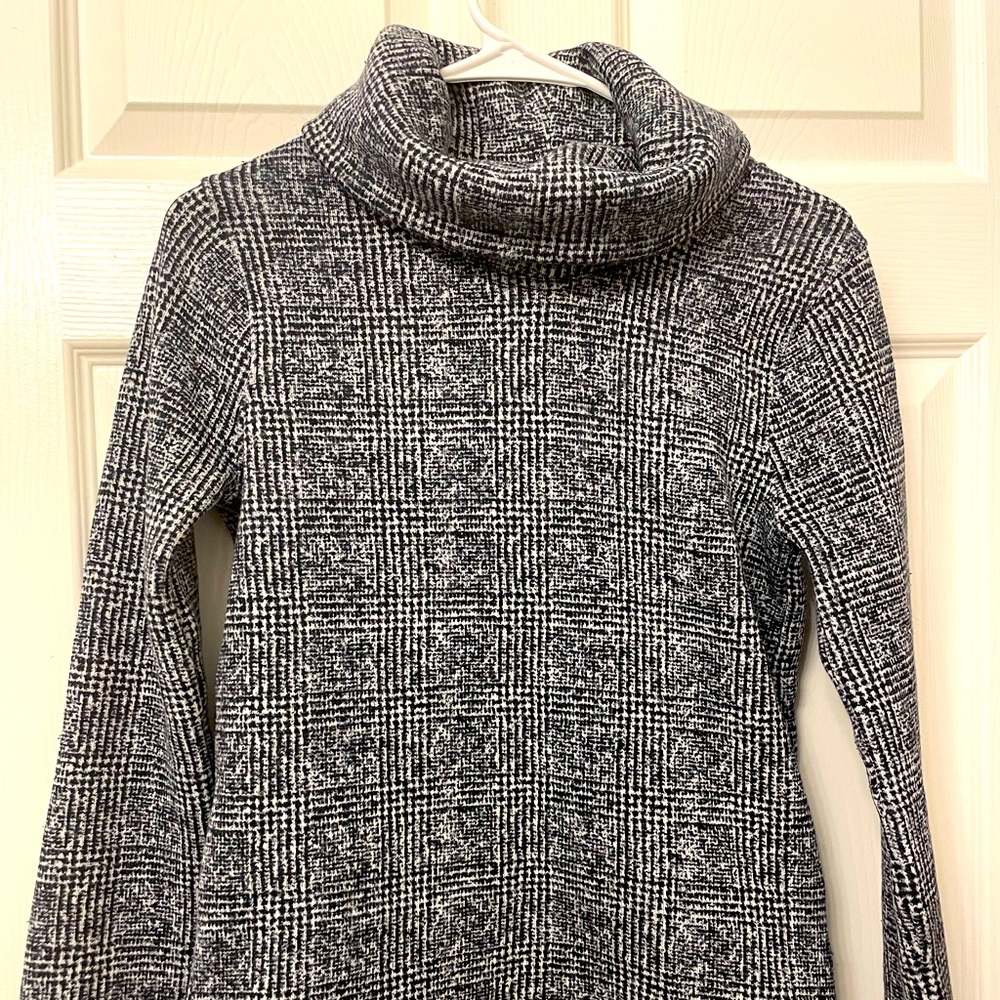 J Crew Ultra Soft Turtle Neck Sweater